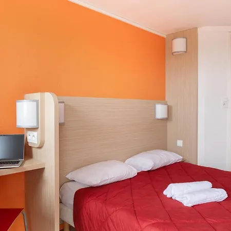 Premiere Classe La Du Bois * La Ville-du-Bois