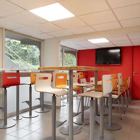 Hotel Premiere Classe La Du Bois