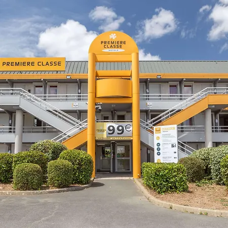 Premiere Classe La Du Bois Hotel *