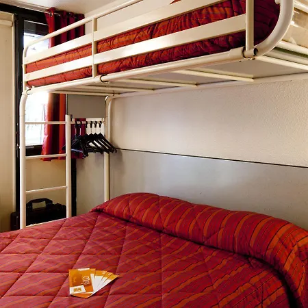 Premiere Classe La Du Bois Hotel