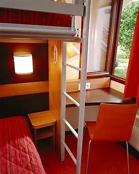Hotel Premiere Classe La Du Bois